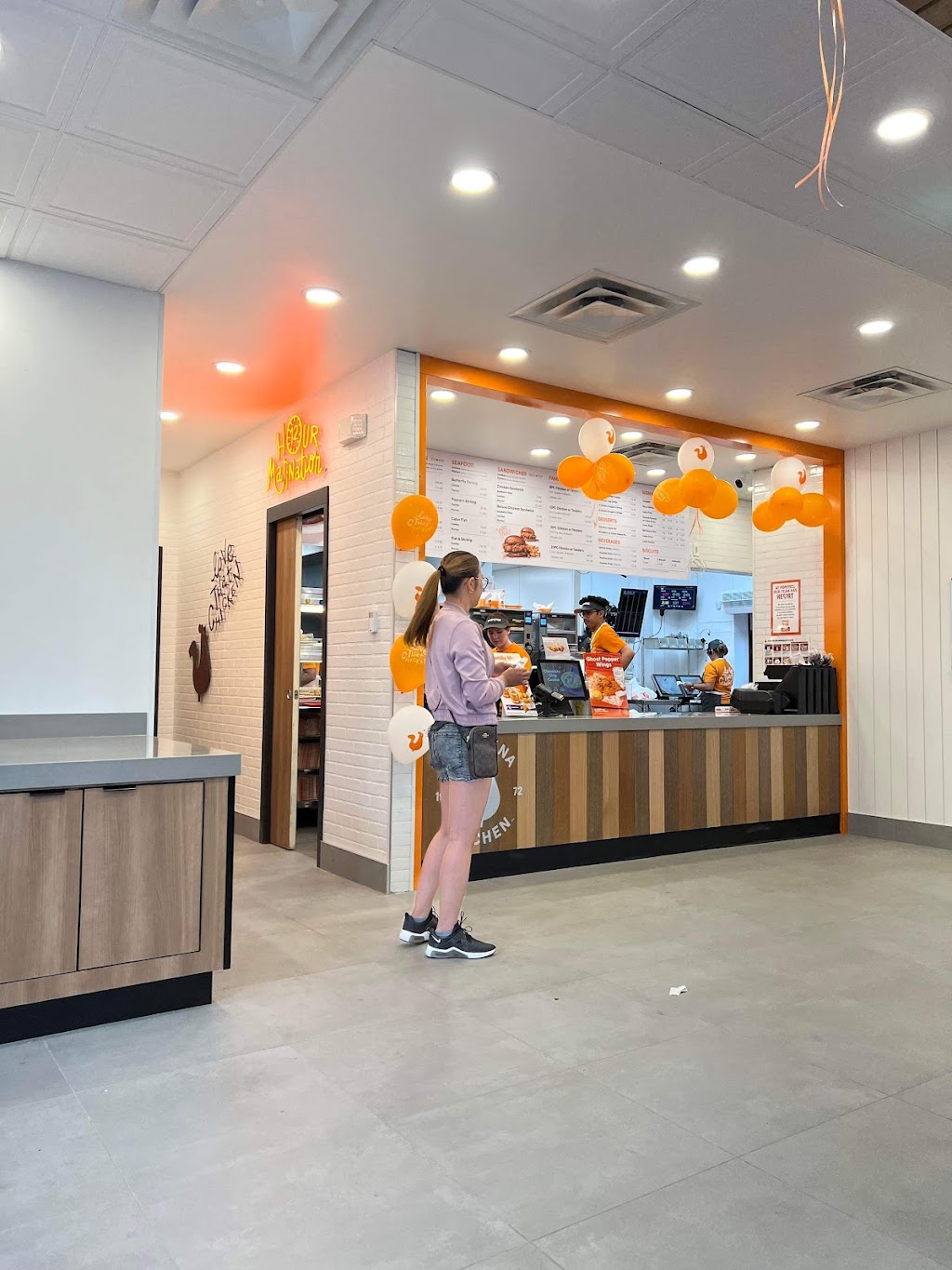 Popeyes Louisiana Kitchen | 320 Fifth Ave #2101, Cochrane, AB T4C 2A6, Canada | Phone: (403) 981-1199