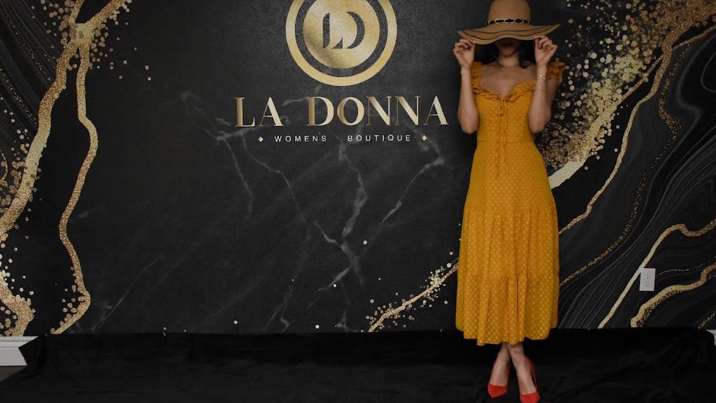 La Donna Boutique | 450 Worthington Ave, Richmond Hill, ON L4E 0E5, Canada | Phone: (647) 382-5745