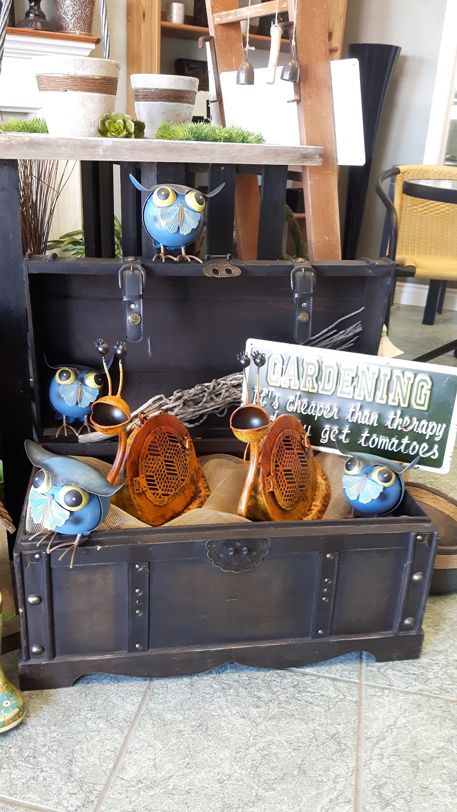 The Wallflower Boutique | 4189 Bowmanville Ave, Bowmanville, ON L1C 6W2, Canada | Phone: (905) 436-7149