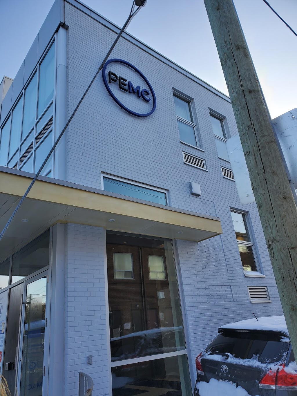 Prince Edward Medical | 324 Prince Edward Dr S #2, Etobicoke, ON M8Y 3Z5, Canada | Phone: (647) 345-3048