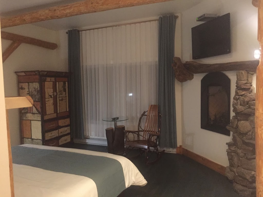 Auberge Damphousse | Saint-Paulin, QC J0K 3G0, Canada | Phone: (800) 789-5968
