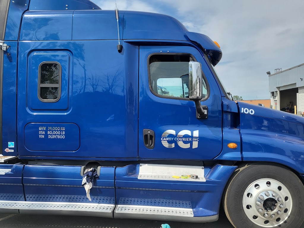 Canby Courier Inc. | 278 New Brighton Ln SE, Calgary, AB T2Z 0E3, Canada | Phone: (403) 464-9997