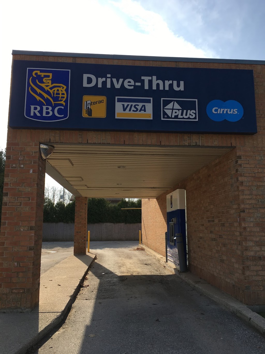 RBC Royal Bank | 632 Main St, Sauble Beach, ON N0H 2G0, Canada | Phone: (519) 422-1472