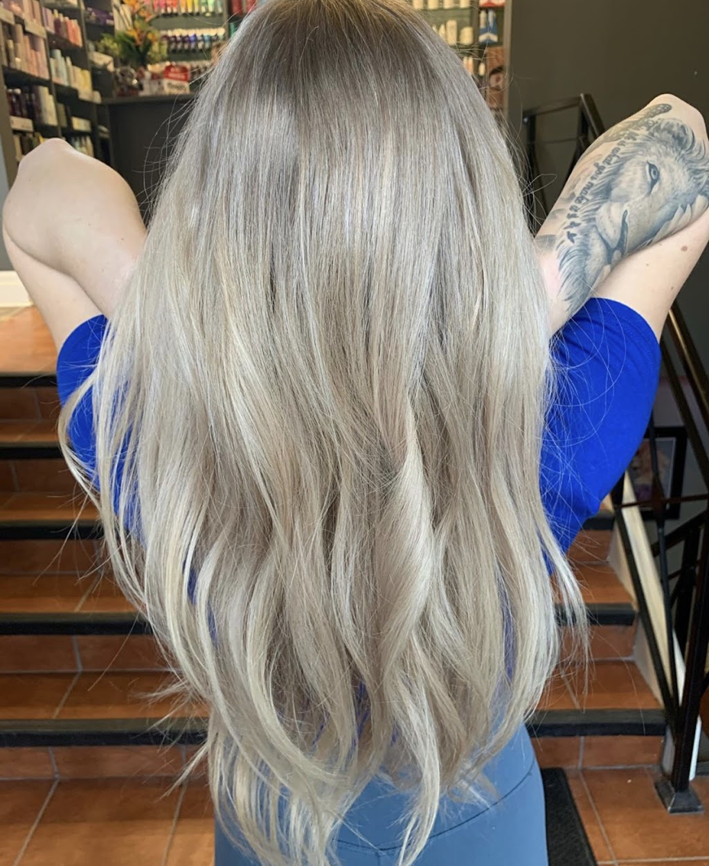 Headlines Salon | 6328 Main St, Whitchurch-Stouffville, ON L4A 1G9, Canada | Phone: (905) 642-0336