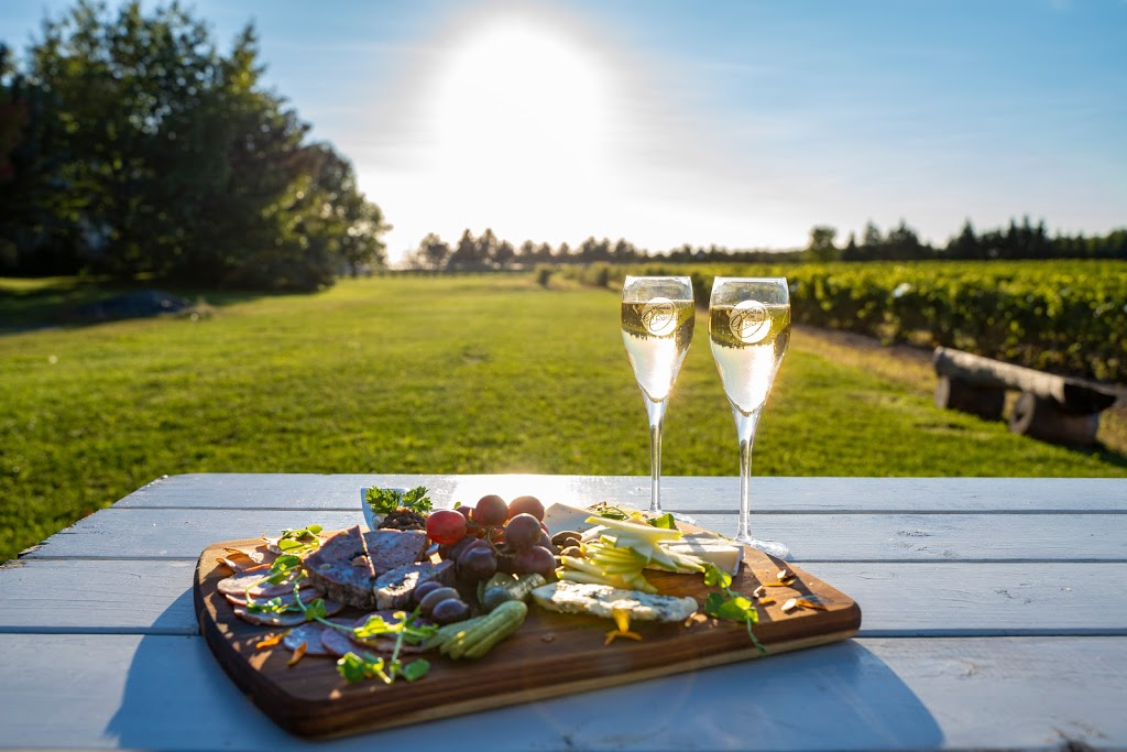 Restaurant le Tire-Bouchon | 1086 Rue Bruce, Dunham, QC J0E 1M0, Canada | Phone: (450) 295-3335