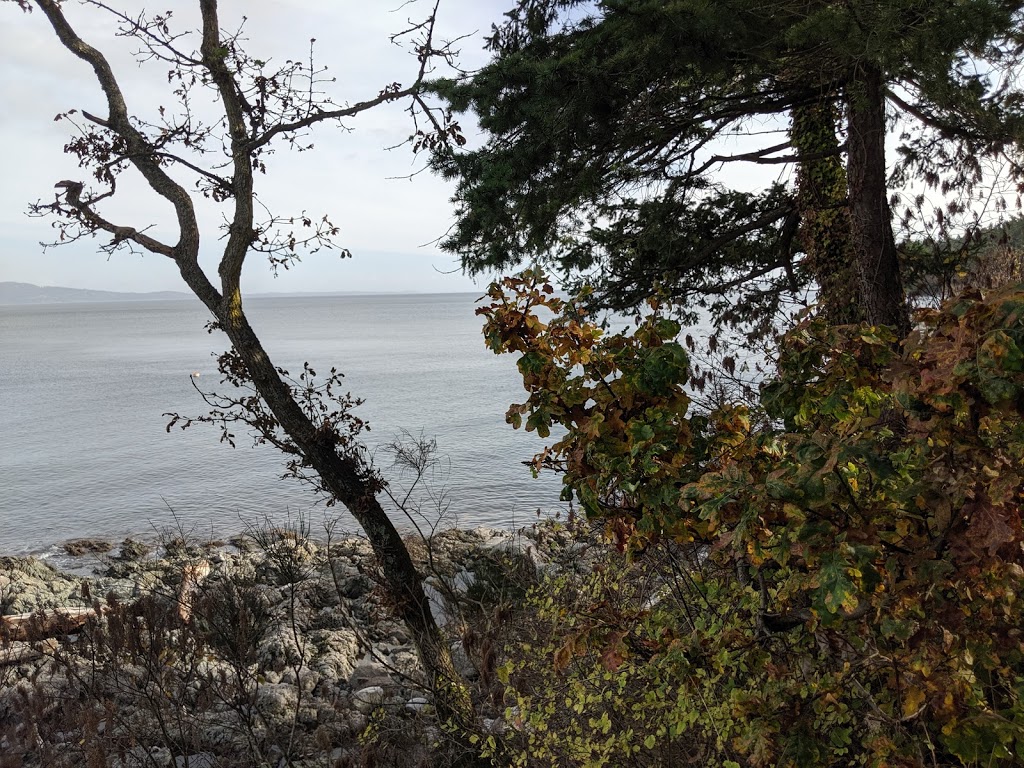 Hollydene Park | 4001 Hollydene Pl, Victoria, BC V8N 3Z8, Canada | Phone: (250) 475-5522