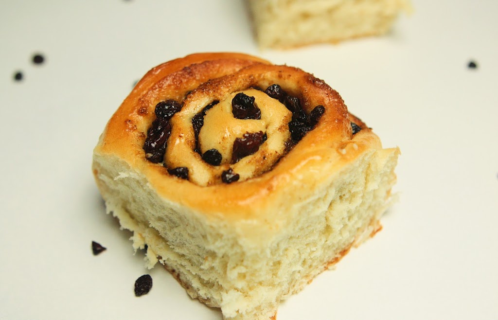Little Bees Bakeshop | 124 Covepark Pl NE, Calgary, AB T3K 6A1, Canada | Phone: (587) 436-9751