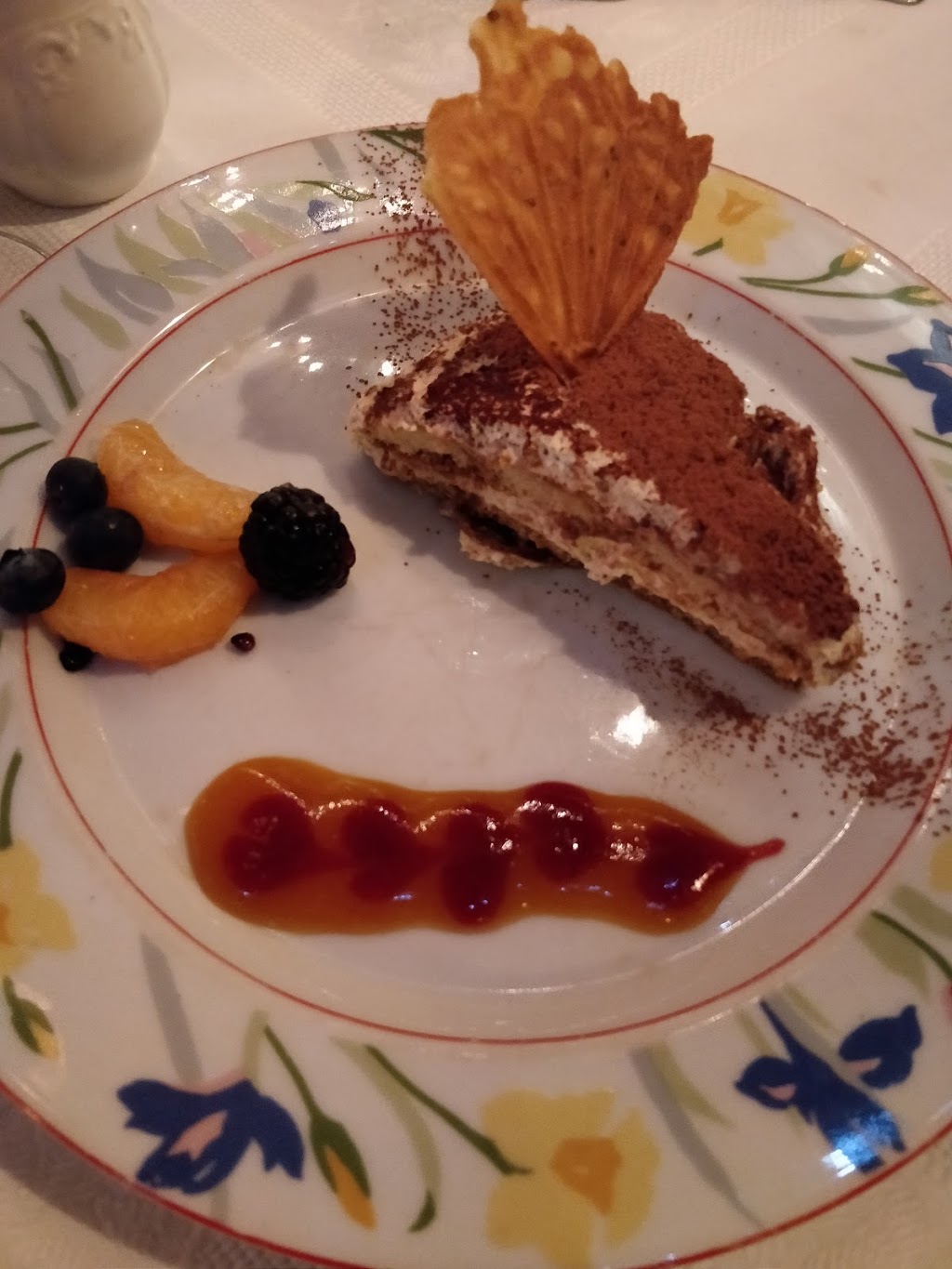 Restaurant Esmeralda Sur-Lac | 1223 Chemin du Chantecler, Sainte-Adèle, QC J8B 2Y3, Canada | Phone: (450) 229-5151