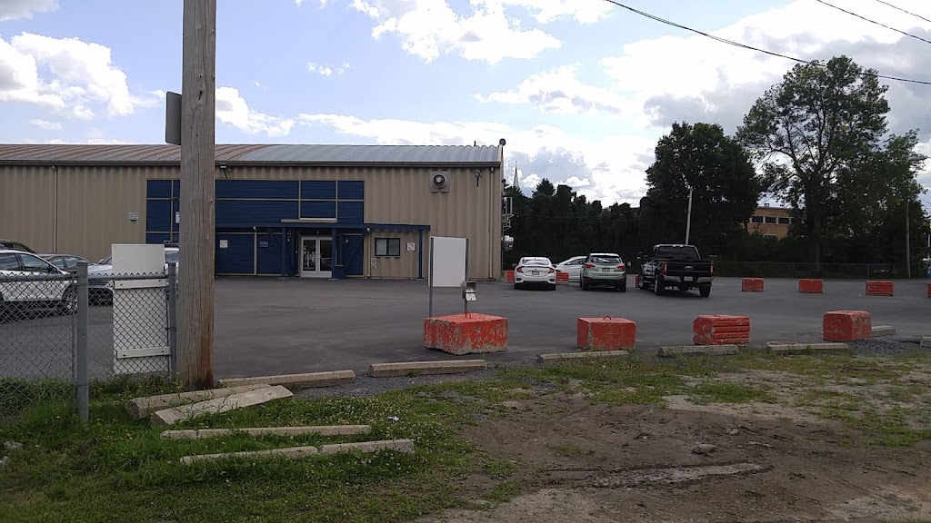 Centre Sportif Regional L Cyr | 50 Rue de lAqueduc, Napierville, QC J0J 1L0, Canada | Phone: (450) 245-7523