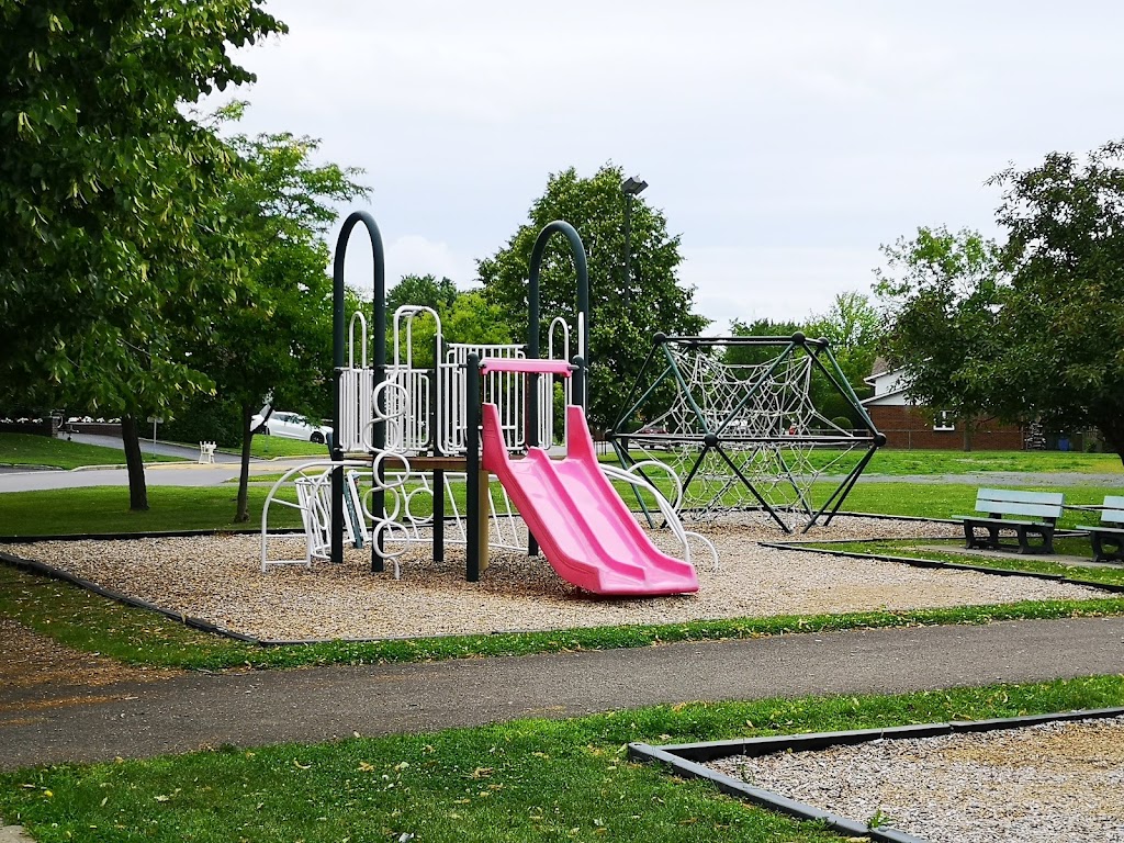 Parc Levasseur | Rue Levasseur, Saint-Constant, QC J5A 1M4, Canada | Phone: (450) 632-8330