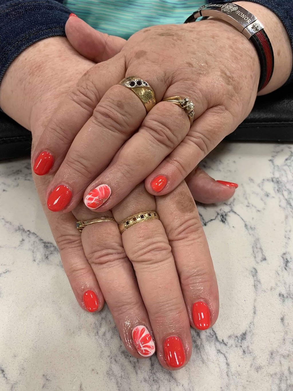 Regal Nails, Salon & Spa | 600 Mitchell Rd S, Listowel, ON N4W 3T1, Canada | Phone: (519) 291-2288