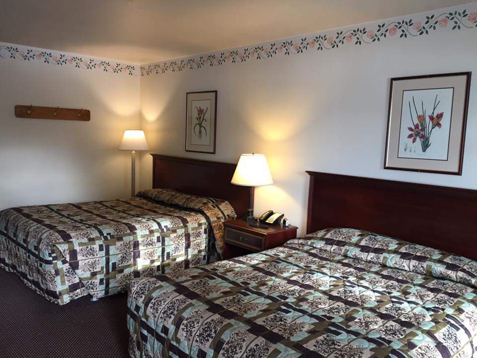 Windmill Inn Lynden | 8022 WA-539, Lynden, WA 98264, USA | Phone: (360) 354-3424