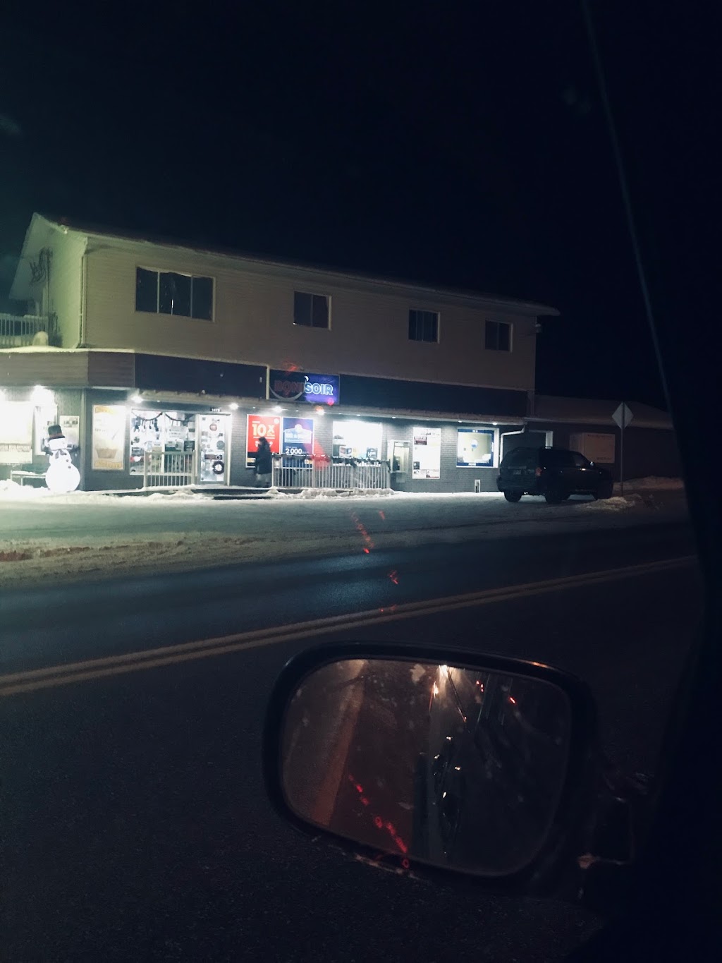 Shell | 1625 Bd des Ruisseaux, Mont-Laurier, QC J9L 0H6, Canada | Phone: (819) 440-4466