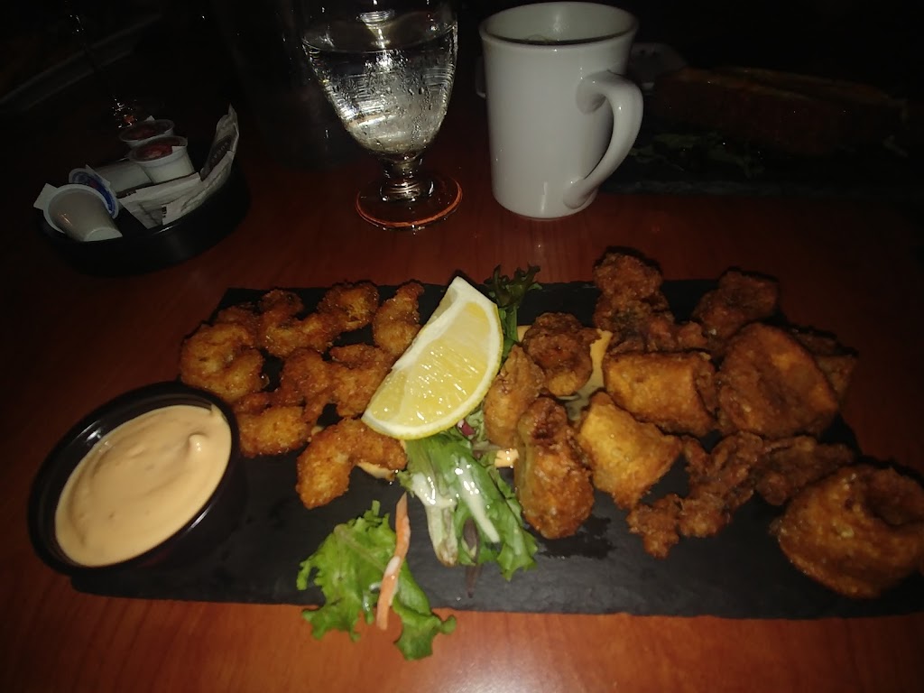 DIX 93 par Frampton Brasse - Resto-Pub | 1093 Bd Vachon N, Sainte-Marie, QC G6E 1M9, Canada | Phone: (418) 387-1093