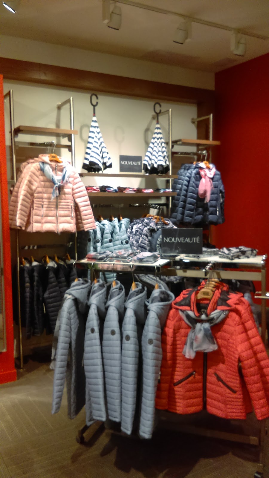 Manteaux Manteaux | Carrefour du Nord, 900 Boulevard Grignon, Saint-Jérôme, QC J7Y 3S7, Canada | Phone: (450) 436-9003