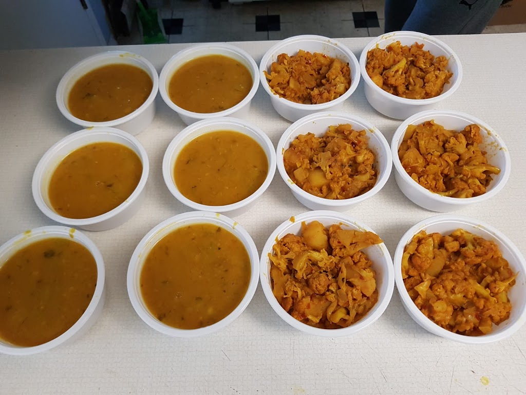 Gillz tiffin service | 2125 Bakerview St, Abbotsford, BC V2T 3B2, Canada | Phone: (604) 217-4122
