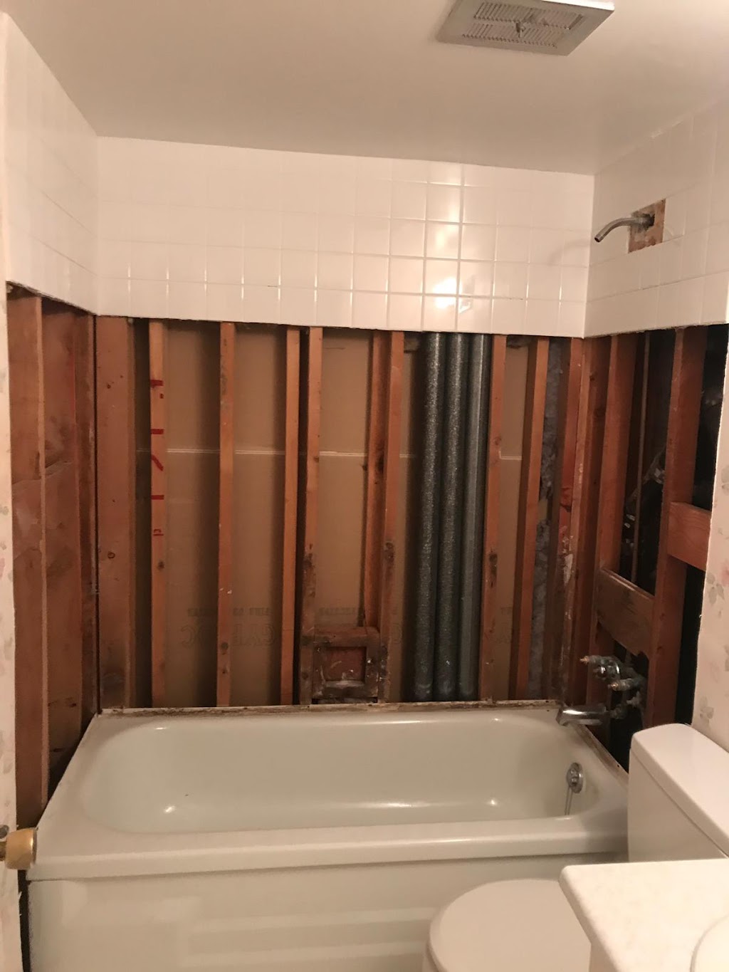 Elemental Asbestos and Mold Removal | 1253 Rockhampton Close, Victoria, BC V9B 6X4, Canada | Phone: (236) 475-8900