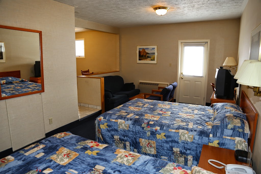 Country Inn Motel | 8500 Ontario 23 N, Listowel, ON N4W 3G6, Canada | Phone: (519) 291-1580