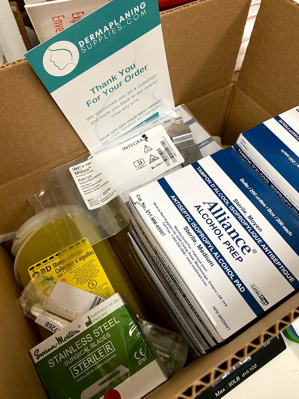 DermaplaningSupplies.com | 264 Bedford Hwy Suite 202, Halifax, NS B3M 4L7, Canada | Phone: (800) 674-3796