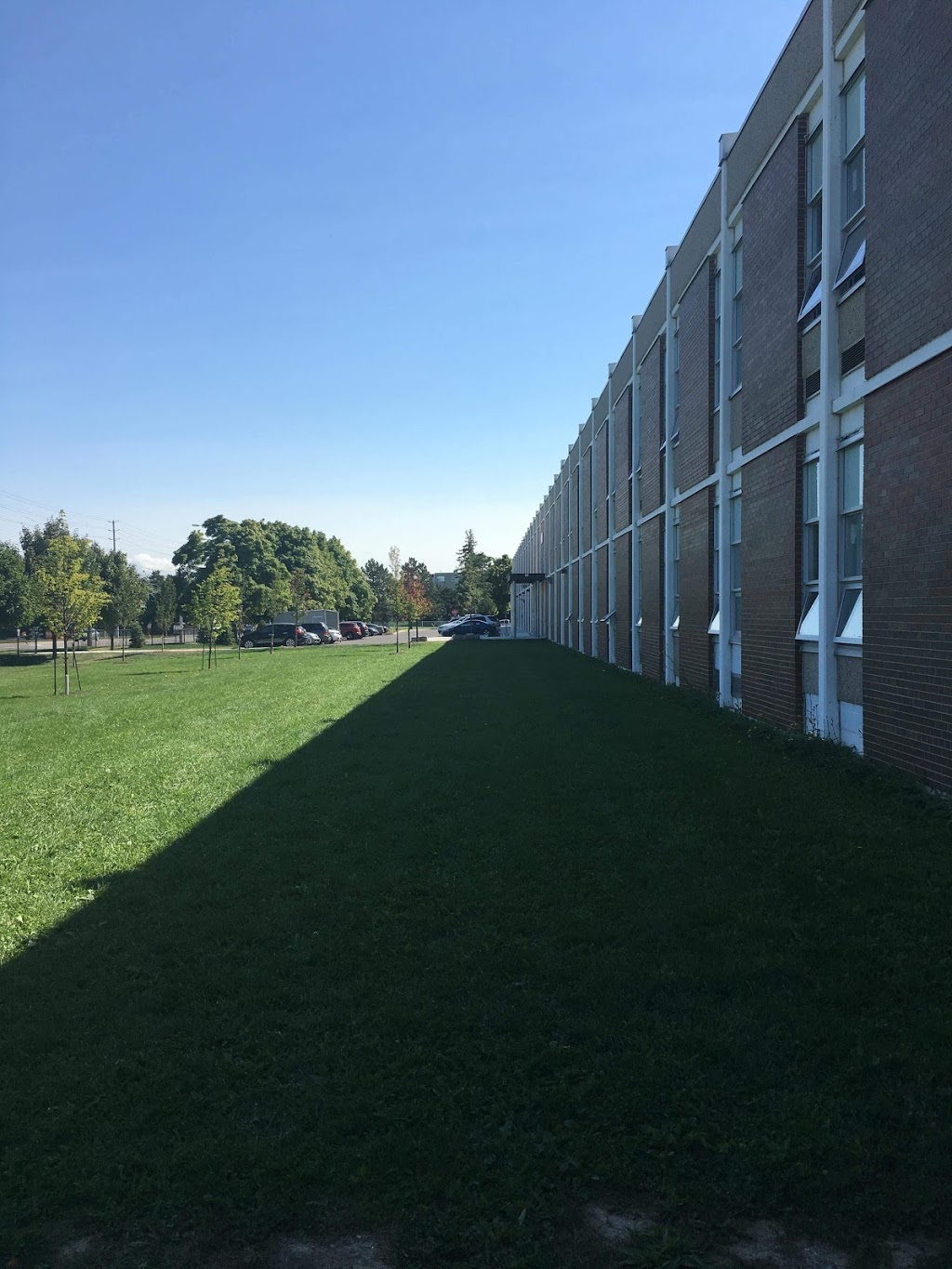 Bramalea Secondary School | 510 Balmoral Dr, Brampton, ON L6T 1W4, Canada | Phone: (905) 793-2400