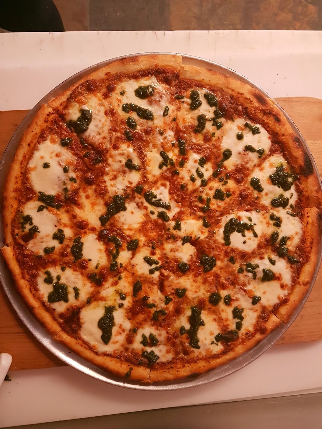 Pizza Gratta | 139 Main St #110, Vernon, BC V1B 3W9, Canada | Phone: (250) 542-5150