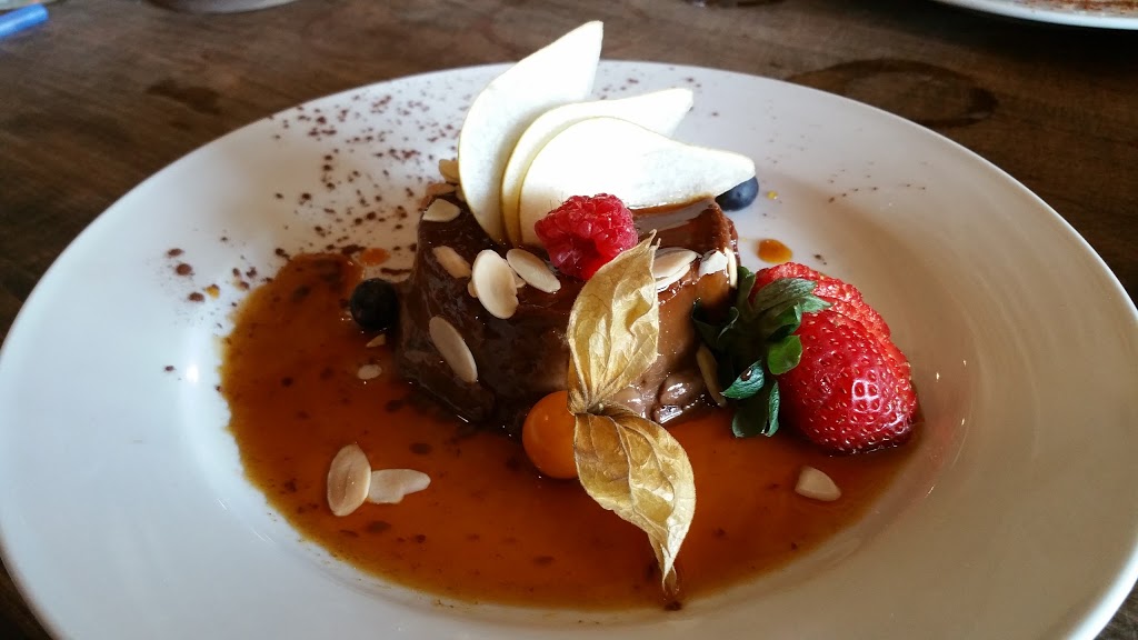 A Tavola Bistro | 10 Meadowglen Dr #2, Whitby, ON L1R 3P8, Canada | Phone: (905) 493-1967