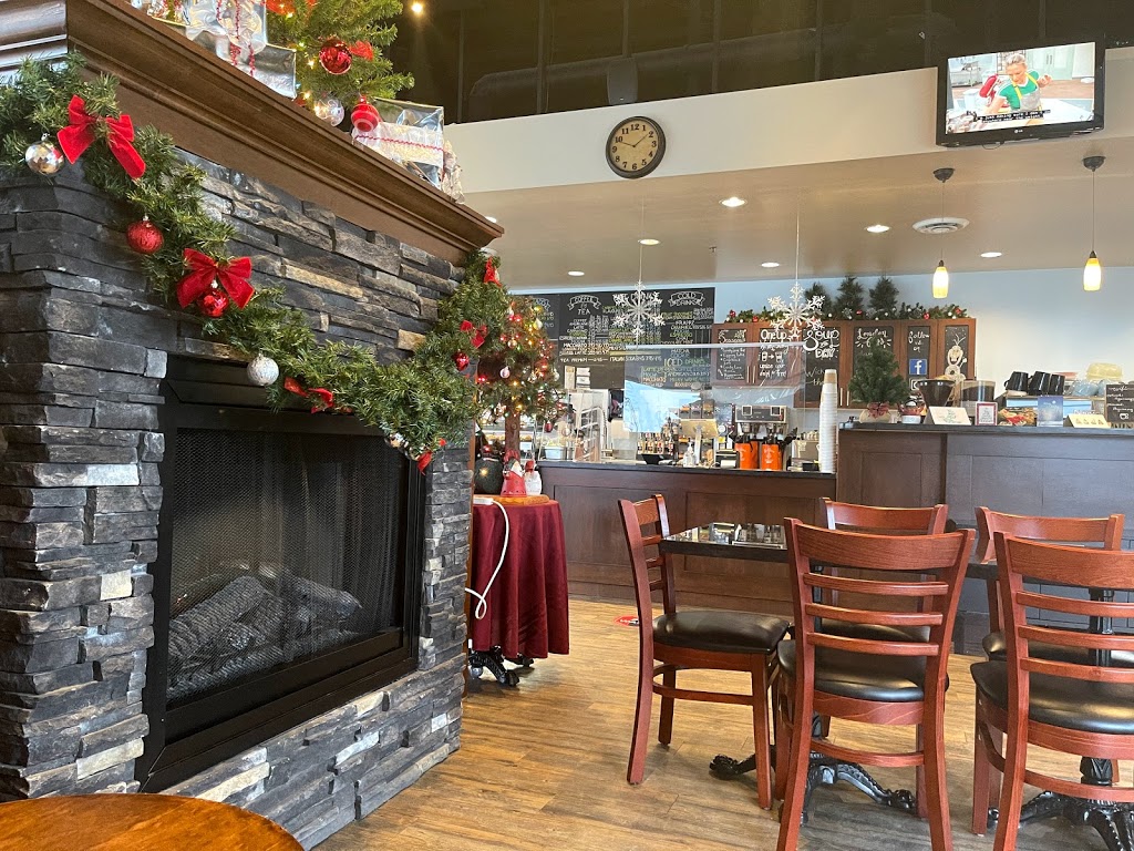 Hugs in a Mug Coffee Bistro | 1910 N Parallel Rd, Abbotsford, BC V3G 2C6, Canada | Phone: (604) 746-1136