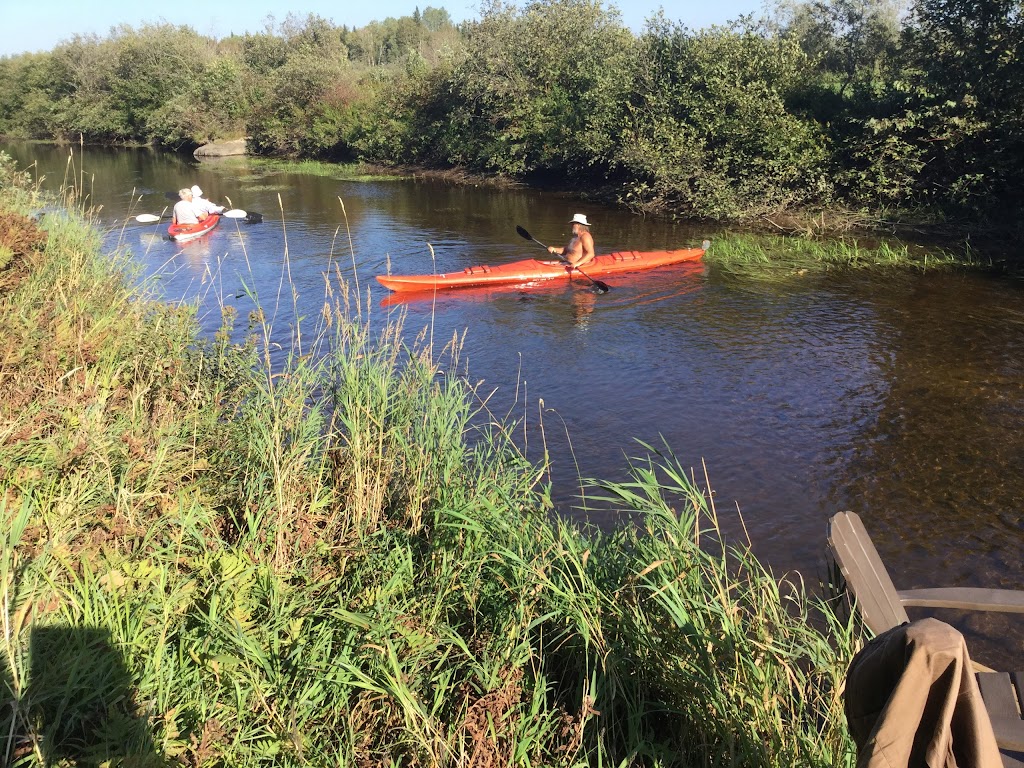 Kayak Kamouraska | 19 Rue Deschênes, Saint-Bruno-de-Kamouraska, QC G0L 2M0, Canada | Phone: (418) 492-3693