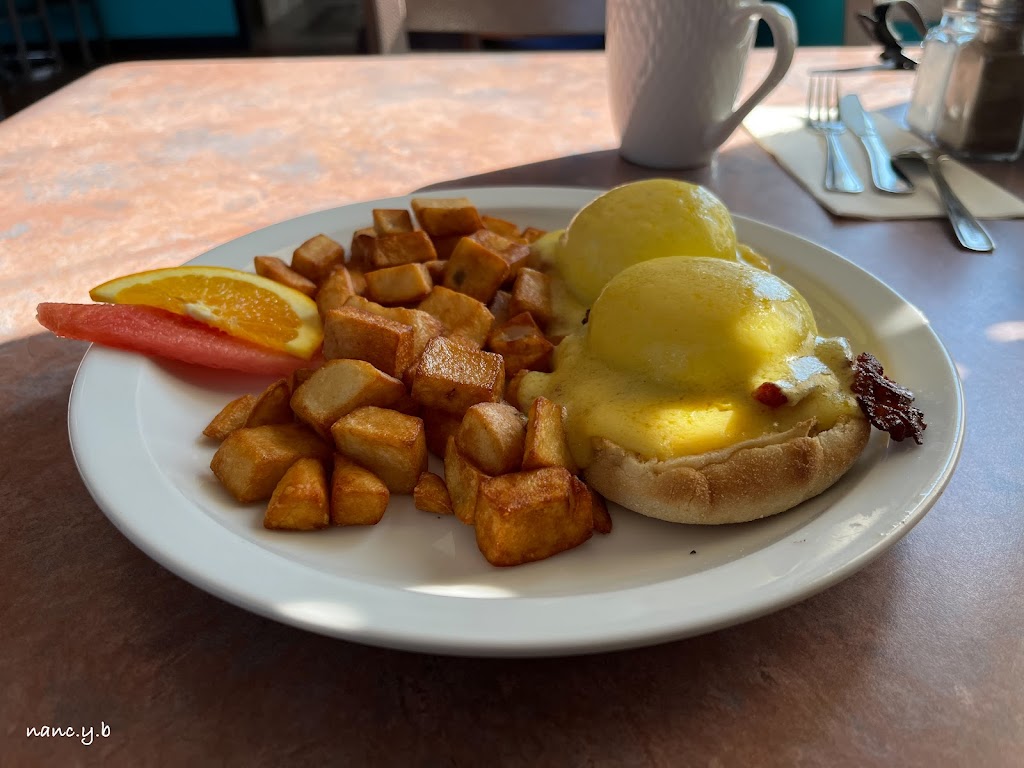 Restaurant Route 66 | 634 Main St, Shediac, NB E4P 2H3, Canada | Phone: (506) 233-0155