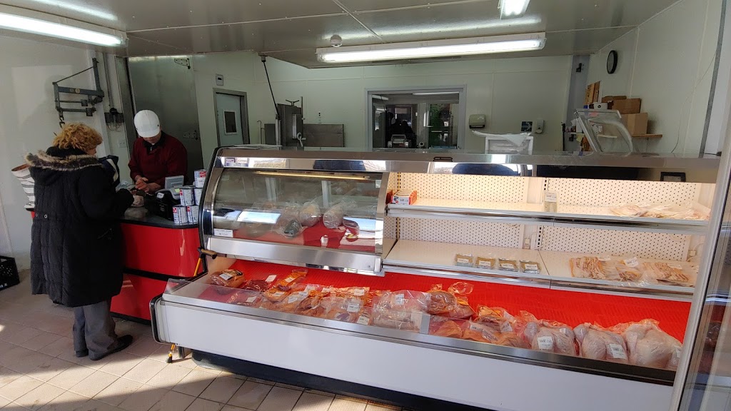 Abattoir Régional de Coaticook | 122 QC-147, Coaticook, QC J1A 2S2, Canada | Phone: (819) 849-3867