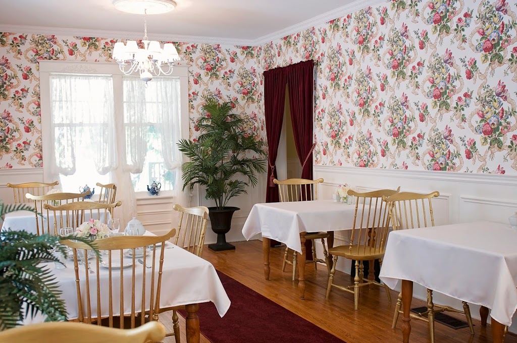 Primrose Lane Tea Room & Gift Shop | 475 Lindsay Rd, Peterborough, ON K9J 0C5, Canada | Phone: (705) 748-2897