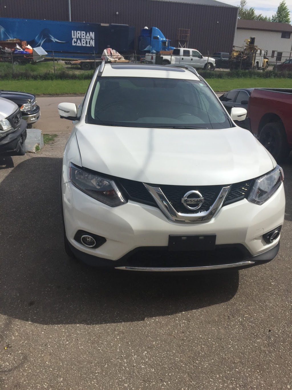 M&M Auto body shop | 1019 Nelson St unit 4, Oshawa, ON L1H 7N9, Canada | Phone: (416) 906-4232