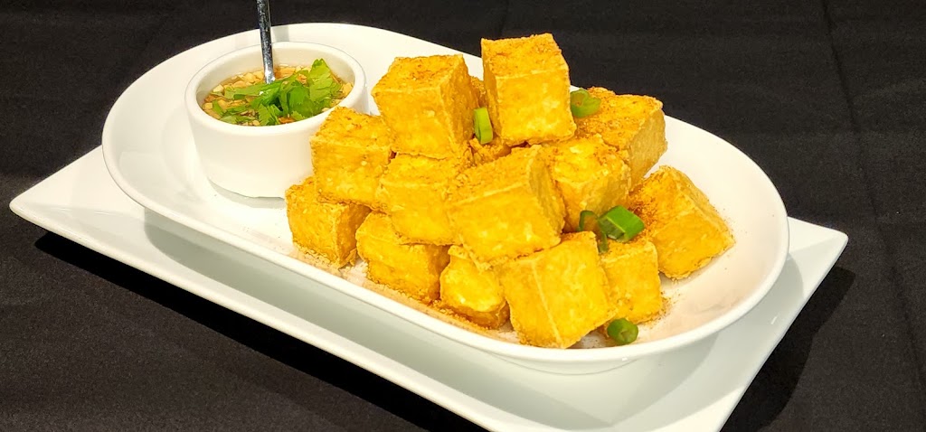 R-harn Thai restaurant | 2740 Dundas Rd, Shawnigan Lake, BC V0R 2W0, Canada | Phone: (250) 929-0889
