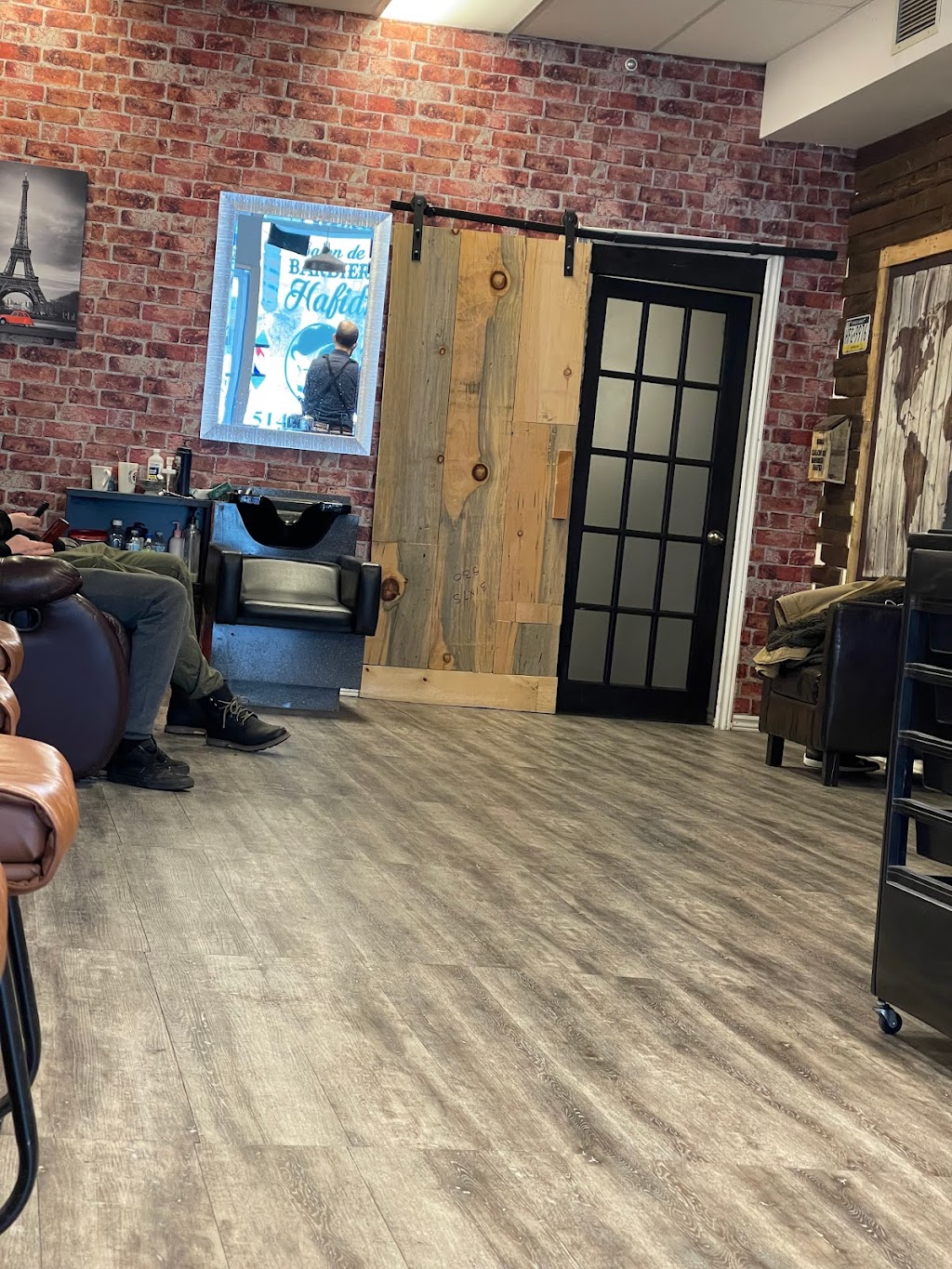 Salon de barbier Hafid | 1560 Ch. de Chambly, Longueuil, QC J4J 3X5, Canada | Phone: (514) 661-2844