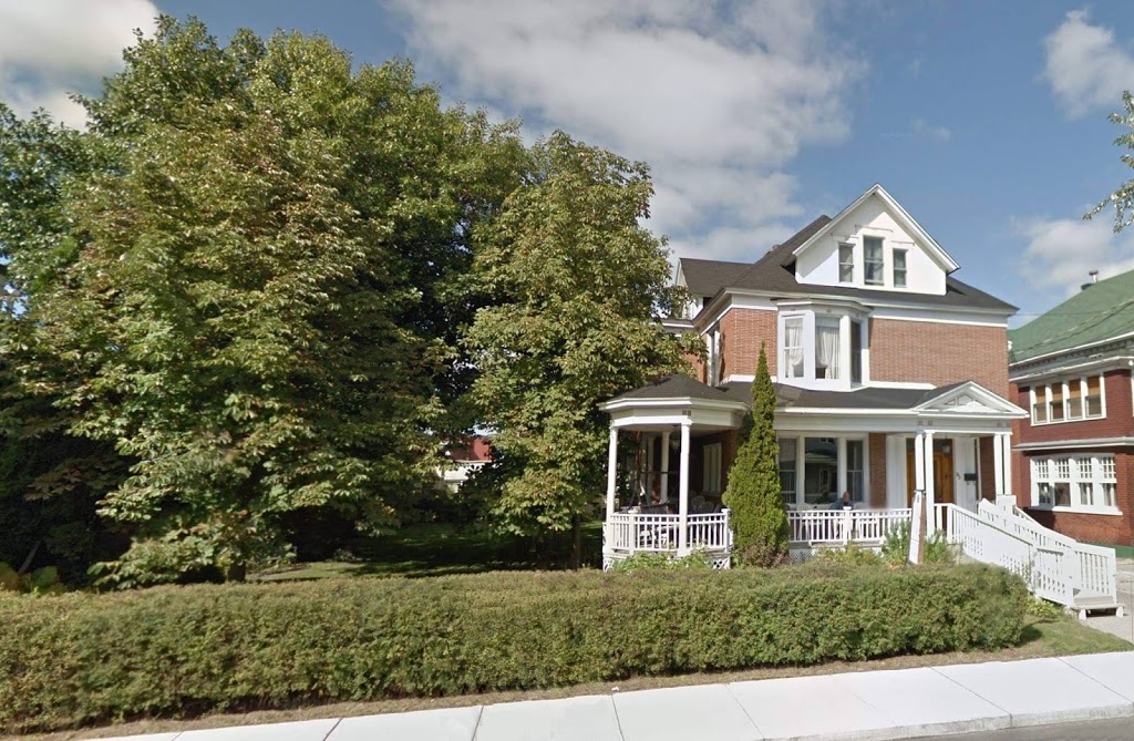 Villa Des Sages | 95 Rue George, Sorel-Tracy, QC J3P 4G4, Canada | Phone: (450) 742-3064