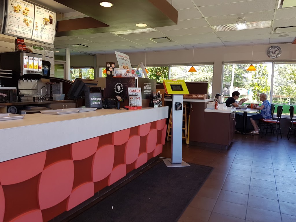 A&W Canada | 369 Speers Rd, Oakville, ON L6K 3T2, Canada | Phone: (905) 849-5700