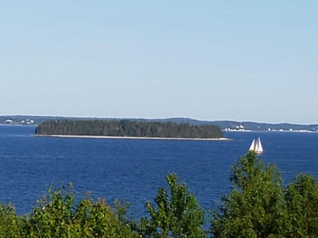 Graves Island Provincial Park | 230 Graves Island Rd, Chester, NS B0J 1J0, Canada | Phone: (902) 275-4425