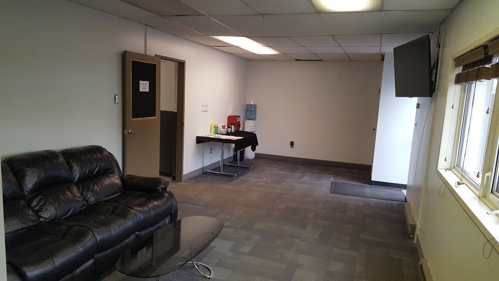AMERIKAL AUTO SALES | 975 Cottonwood Rd, Winnipeg, MB R2J 1G3, Canada | Phone: (204) 990-5659