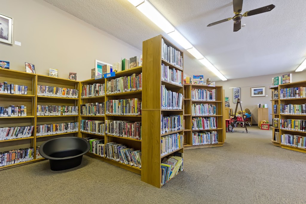 Duchess & District Public Library | 256 Louise Ave, Duchess, AB T0J 0Z0, Canada | Phone: (403) 378-4369