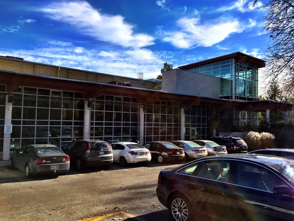 Trinity Community Recreation Centre | 155 Crawford St, Toronto, ON M6J 1G3, Canada | Phone: (416) 392-0743