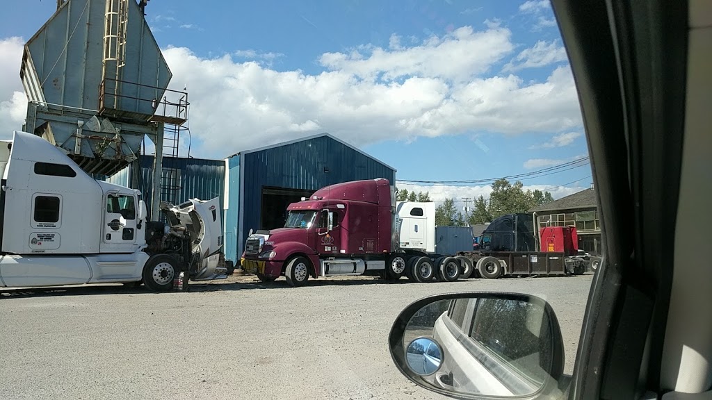 APS Truck and Trailer Repair Ltd | 2637 Deacon St, Abbotsford, BC V2T 6L4, Canada | Phone: (604) 300-3531