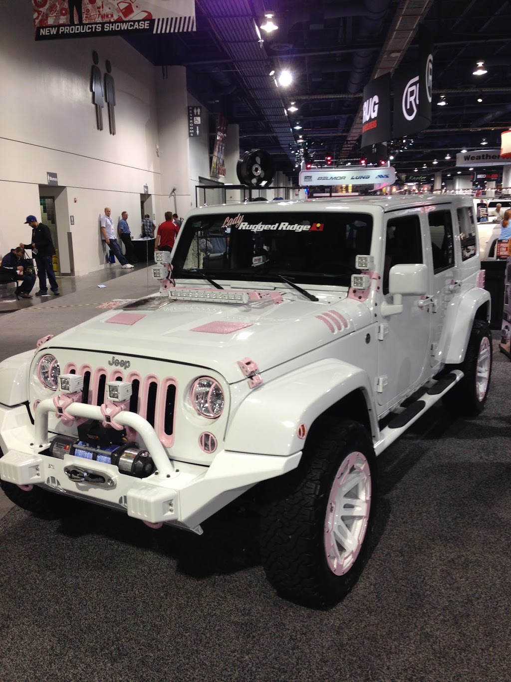 Auto Clearing Jeep & Ram Centre | 331 Circle Dr, Saskatoon, SK S7L 5S8, Canada | Phone: (306) 244-2186