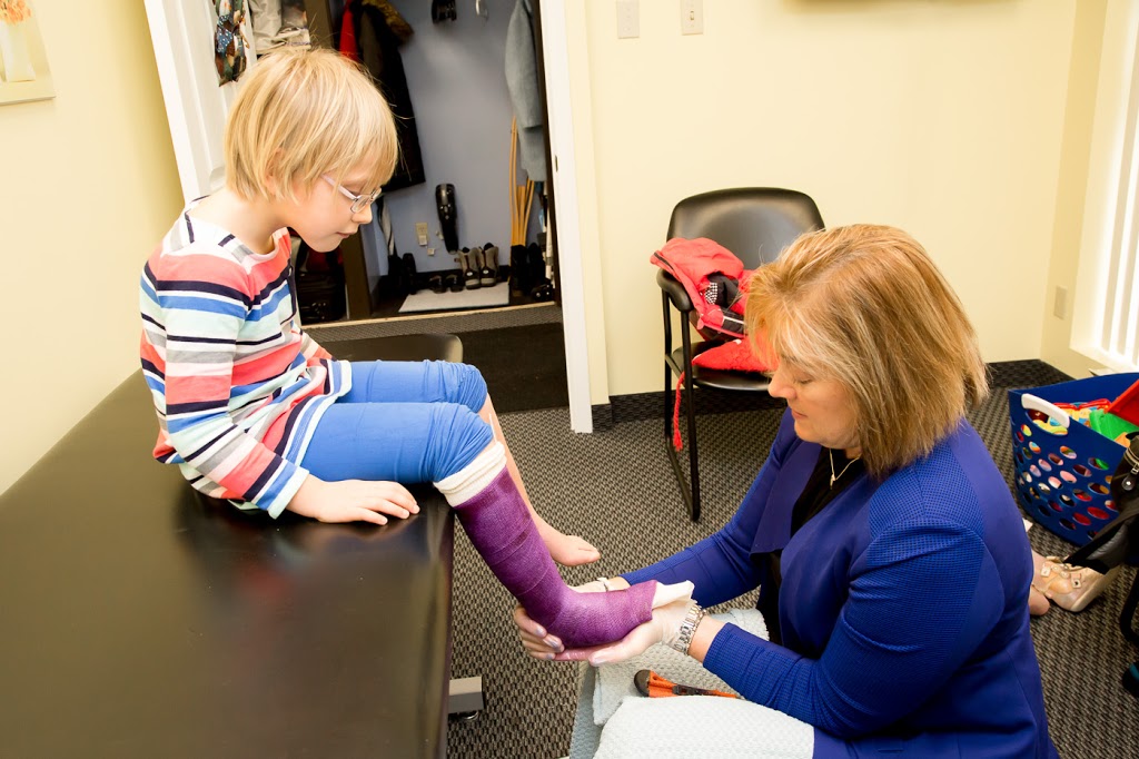 Orthotic Dimensions Inc | 5780 Timberlea Blvd, Mississauga, ON L4W 4W8, Canada | Phone: (905) 629-9014
