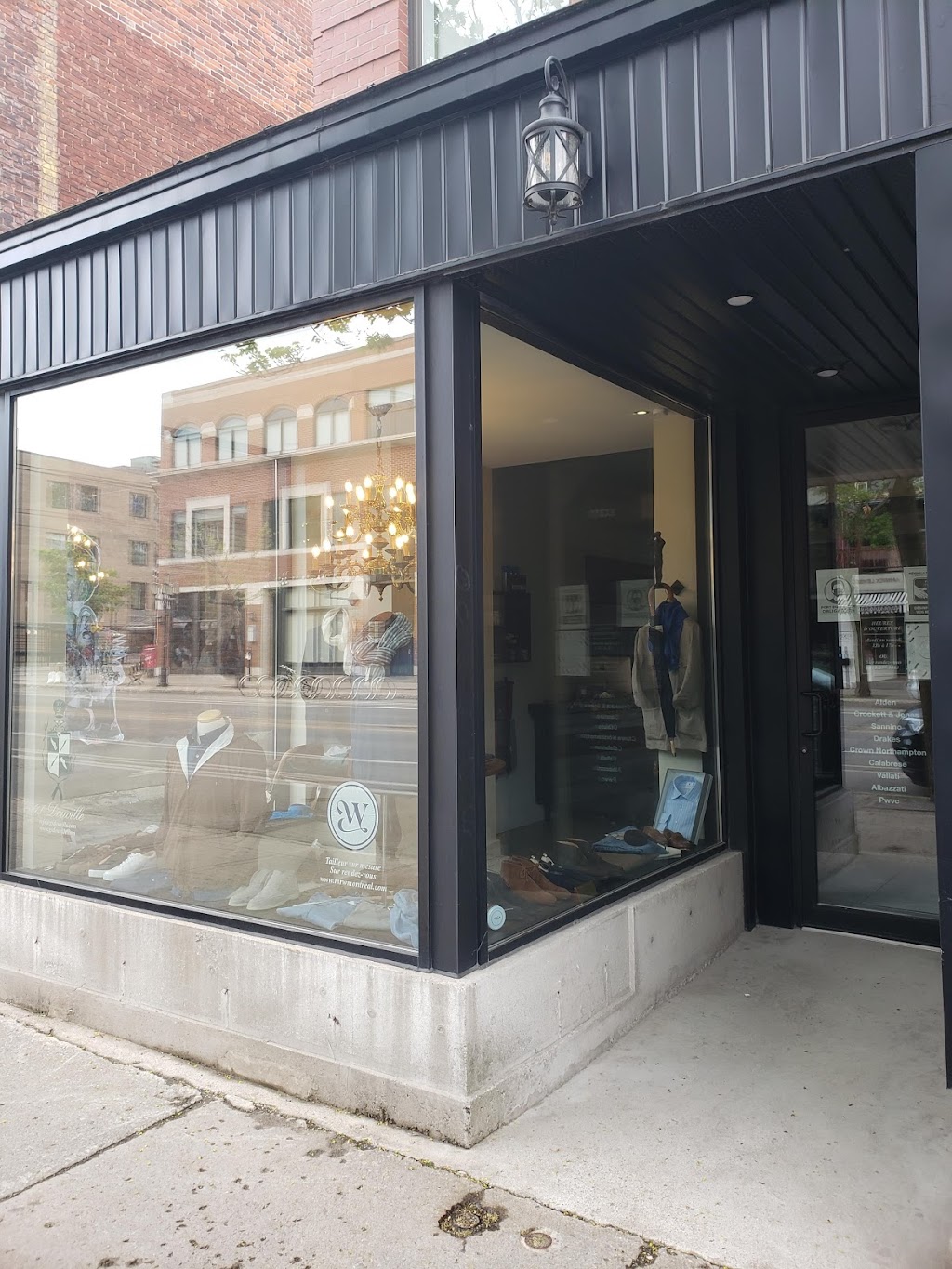 GS Douville | 137 Av. Laurier O, Montréal, QC H2T 2N6, Canada | Phone: (514) 277-1083