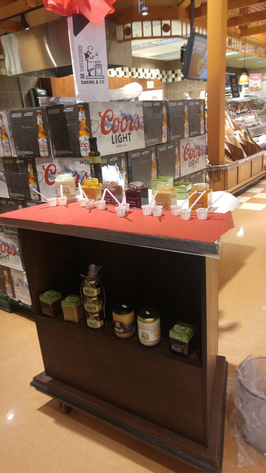 Marché St-Félix-de-Valois | 3100 -Chevrette, 3080 Rue Henri-L.-Chevrette, Saint-Félix-de-Valois, QC J0K 2M0, Canada | Phone: (514) 354-5920
