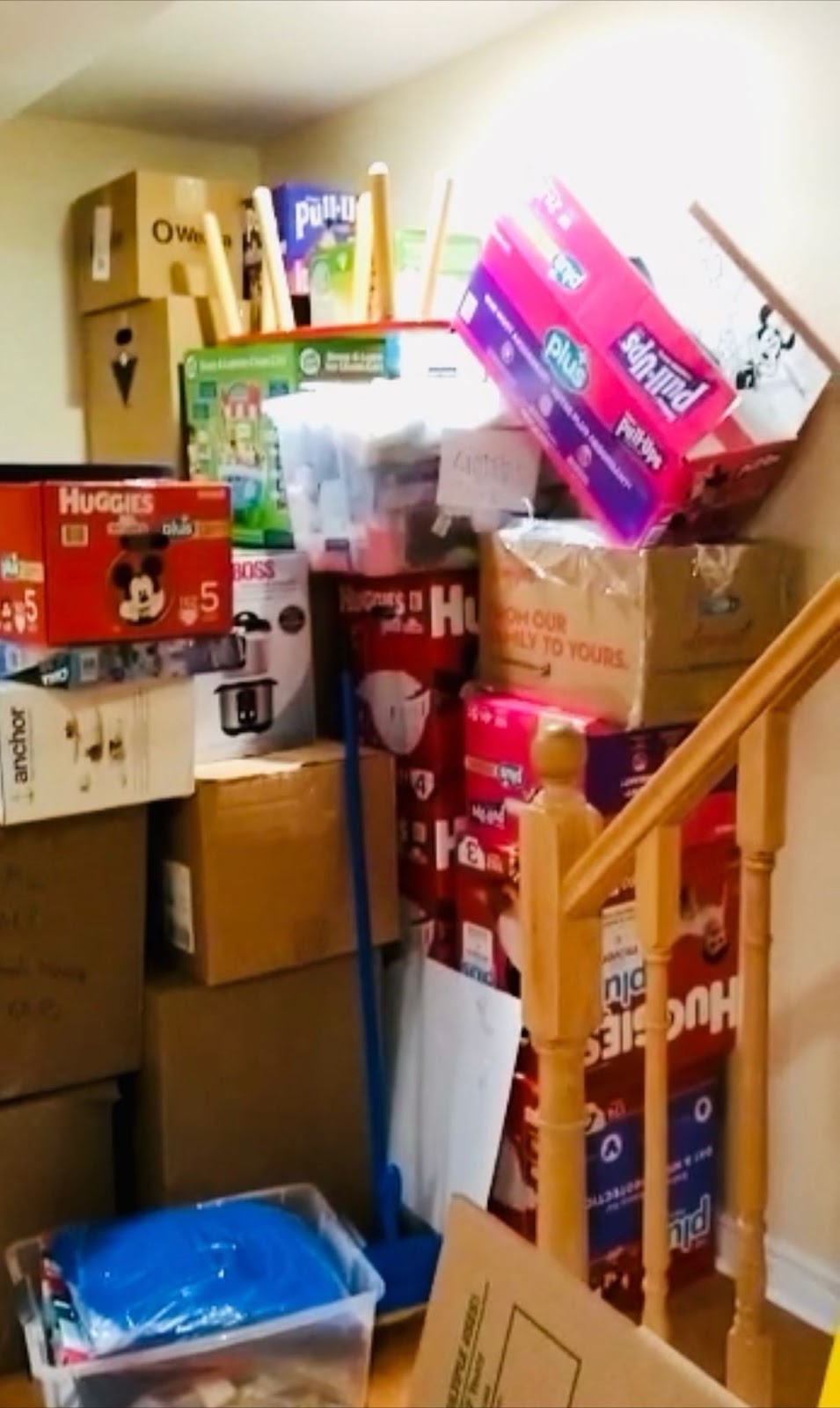 One Day Movers | 139 Avondale Blvd, Brampton, ON L6T 1H5, Canada | Phone: (437) 774-7495