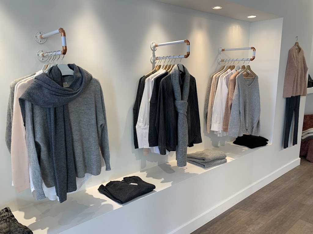 Les dames de Nohant | 4927 Rue Sherbrooke O, Westmount, QC H3Z 1H2, Canada | Phone: (514) 482-1020