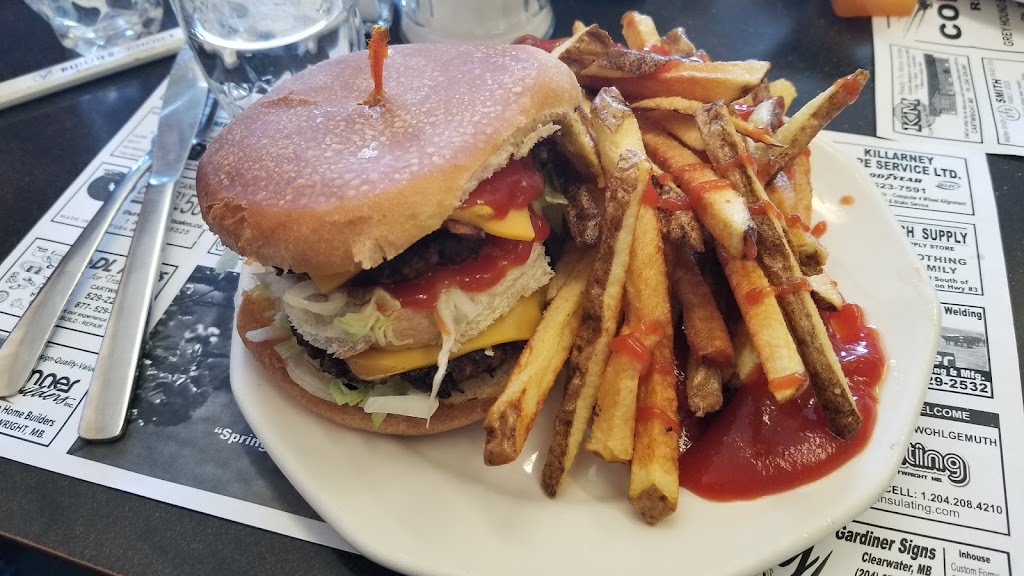 The Corner Pocket Restaurant | 650 Broadway St, Cartwright, MB R0K 0L0, Canada | Phone: (204) 529-2268