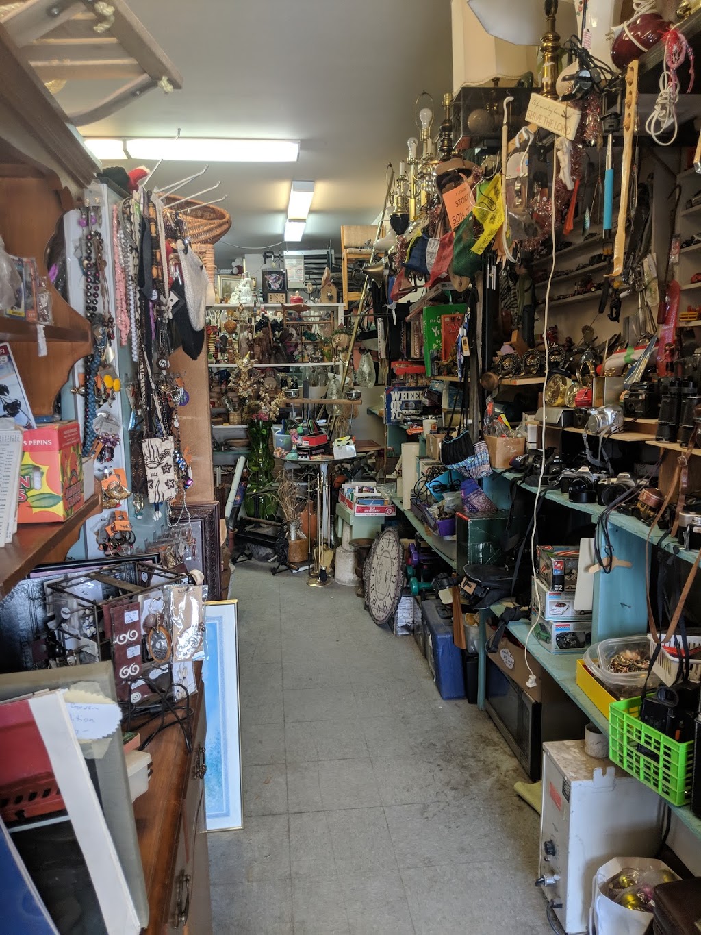Antiques & Second Hand | 1187 Gordon Dr, Kelowna, BC V1Y 7B1, Canada