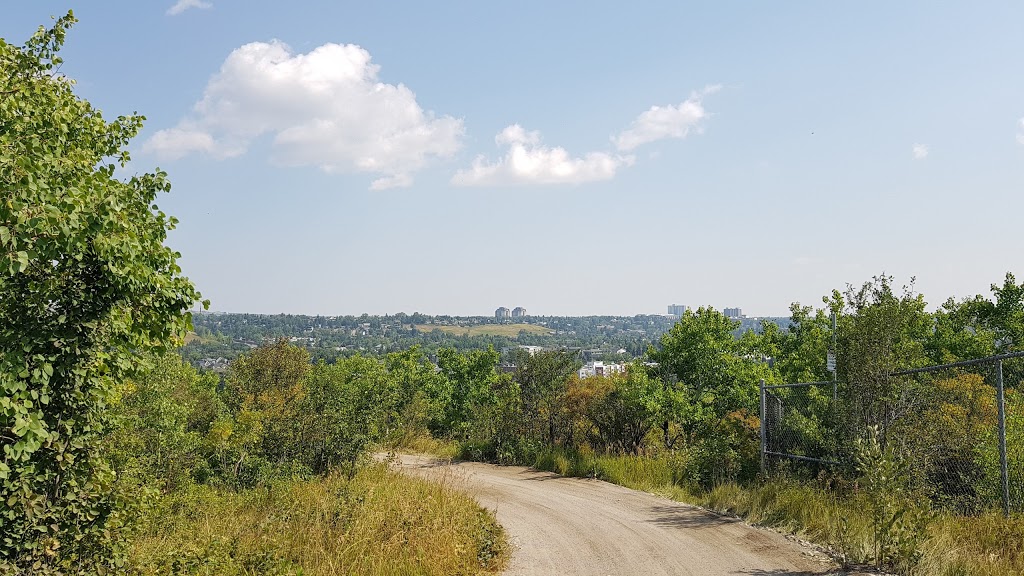 Douglas Fir Trail (east entrance) | branch from Quarry Road off of, Cedar Crescent SW, Calgary, AB T3C 3A6, Canada